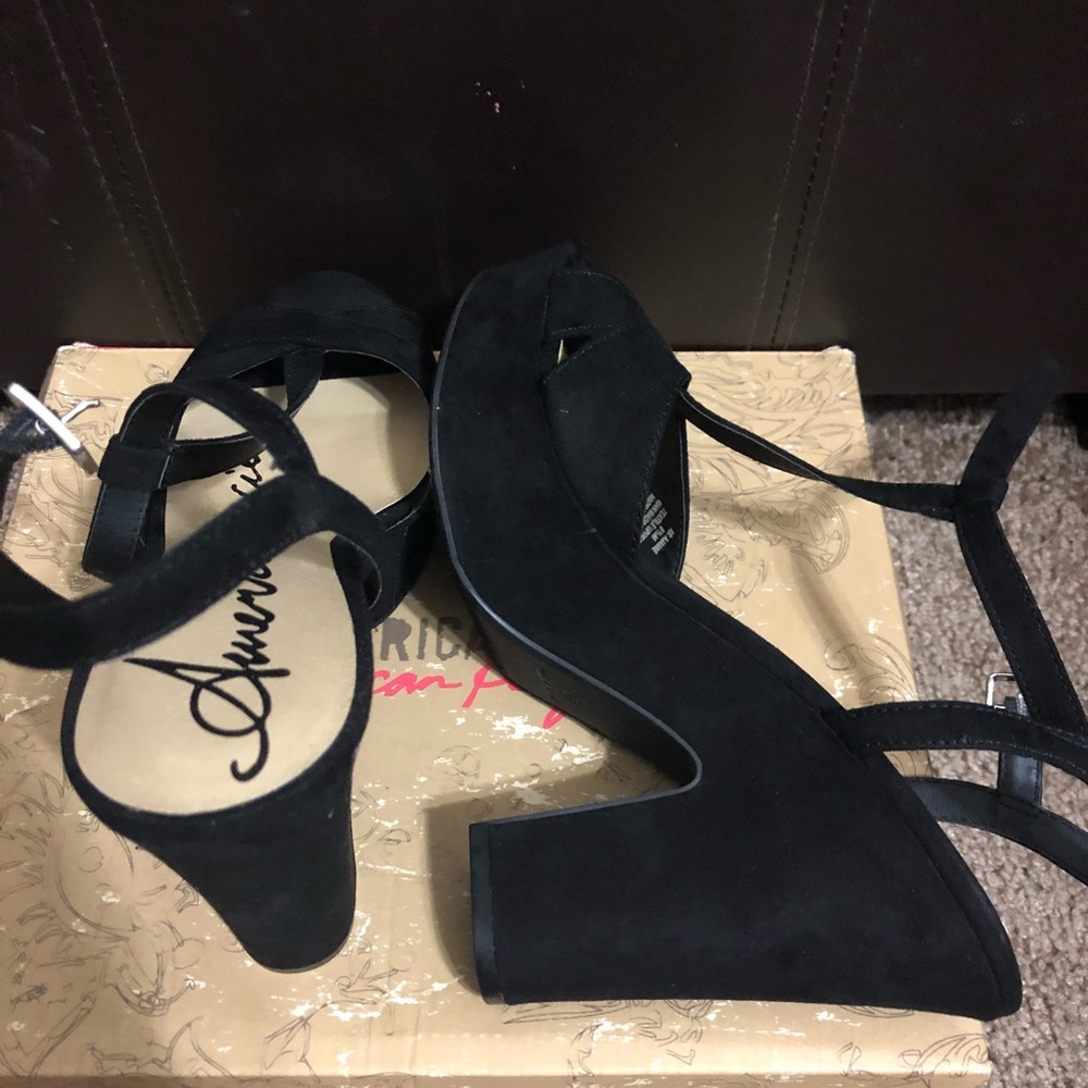 Sandals 🖤🖤🖤 - Picture 4 of 4